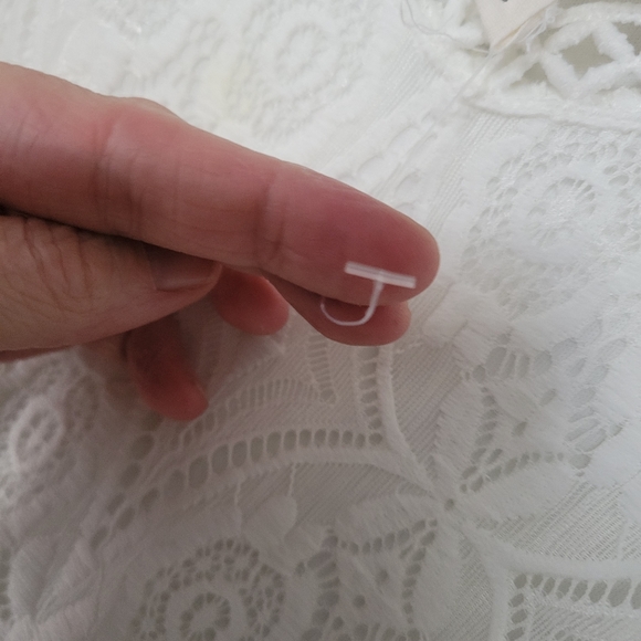 New Ivory Off The Shoulders Blouse - Picture 4 of 4